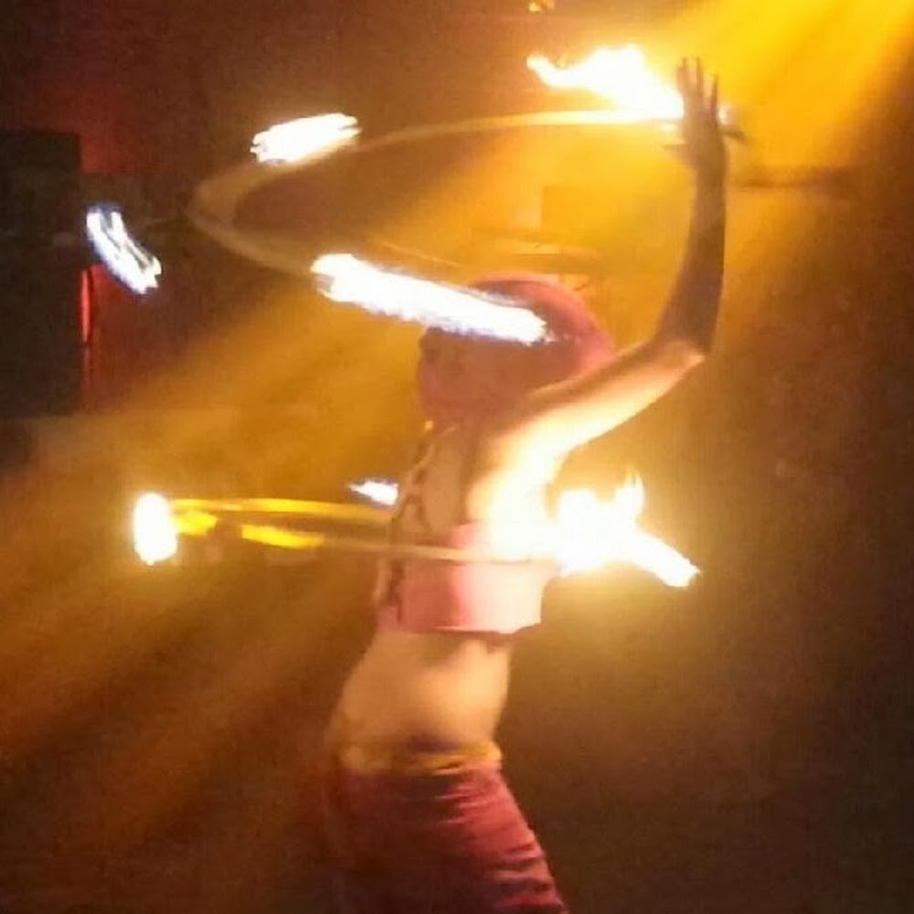 Meet your Posher, Sparkles